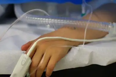 В Караганде скончался второй ребенок после массового отравления 