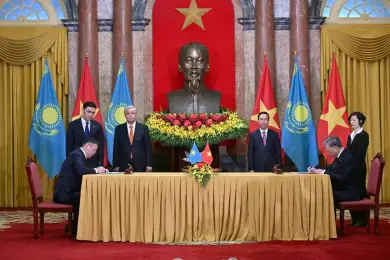 Казахстан и Вьетнам договорились о безвизовых поездках 