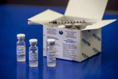 Казахстан гуманитарным грузом отправил вакцину QazVac в Кыргызстан 