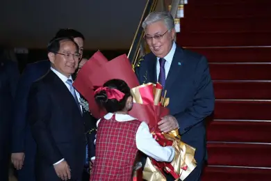 Президент Казахстана прибыл с визитом в Китай   