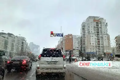 В 14 областях Казахстана объявлено штормовое предупреждение 