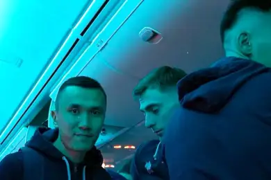 Сборная Казахстана вылетела в Дубай перед матчем с Грецией 