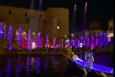 Туркестан: в "Керуен сарай" показали фонтаны и лодки на воде 
