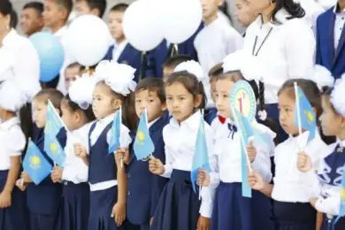 В Казахстане 1 сентября в школы пойдет почти 4 млн детей 