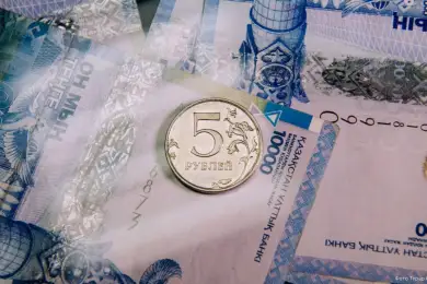 Обвалится ли курс тенге до конца 2020 года и девальвируется ли рубль 