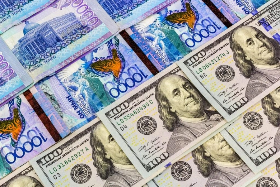 Нацвалюта укрепилась к доллару на 9 тенге: курсы валют на 28 июня 