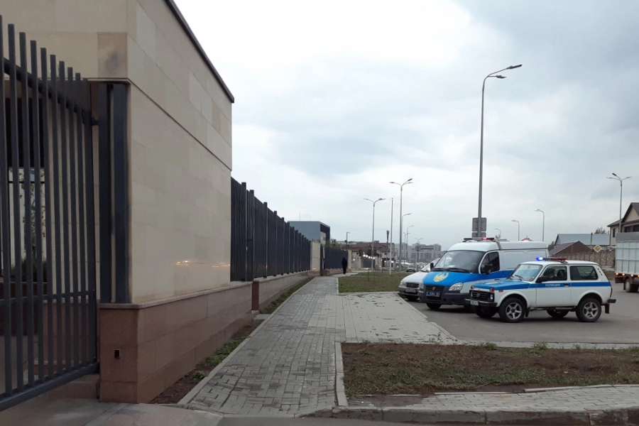 Посольство Беларуси в Нур-Султане получило письмо о бомбе - видео 